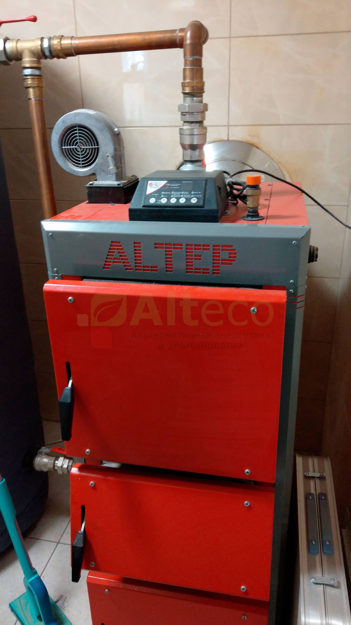 Твердотопливный котел